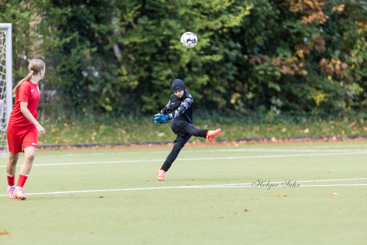 Bild 100 - wCJ Eimsbuettler TV - FC Rosengarten : Ergebnis: 2:0